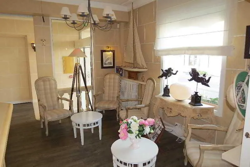Brit Hotel Confort Cleria Lorient Centre