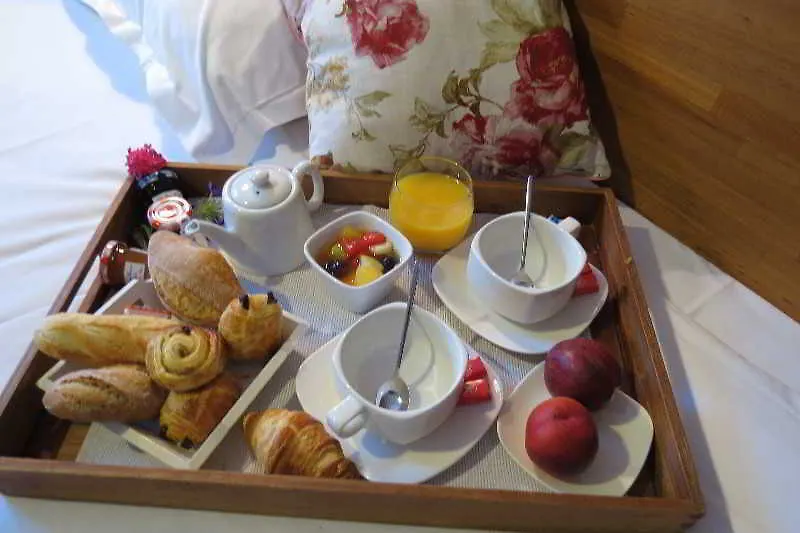 Brit Hotel Confort Cleria Lorient Centre 3*,