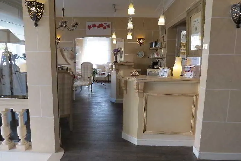 Brit Hotel Confort Cleria Lorient Centre