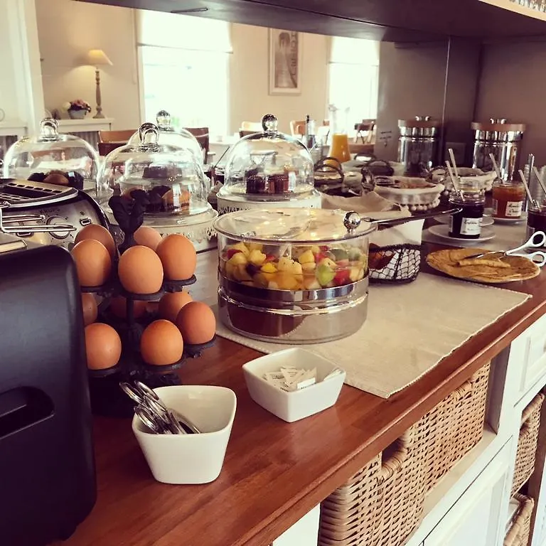 Brit Hotel Confort Cleria Lorient Centre 3*,